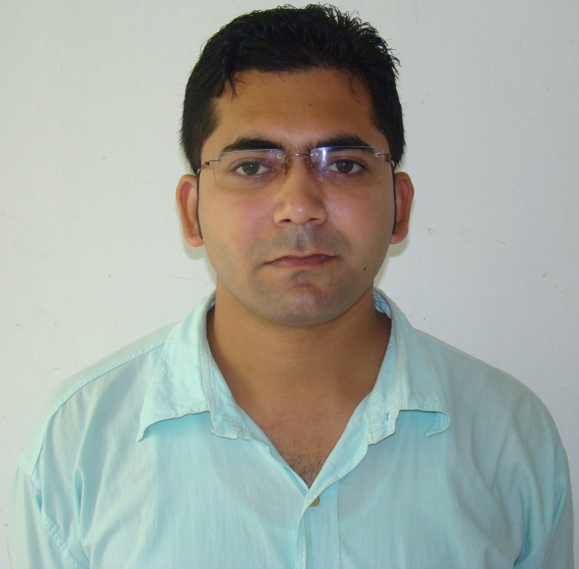 Dr Dipanka Dutta